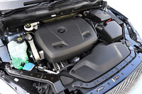 最高出力152psの1.5リッターガソリンターボエンジン。1700rpmの低回転域から250Nmの最大トルクを発生する。