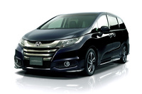 新型「ホンダ・オデッセイ」の姿が明らかに