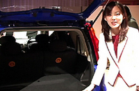 【Movie】「ミス・フェアレディ」、日産の新型｢ノート｣を解説！