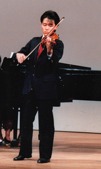 大学生時代の筆者。