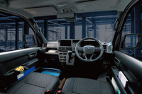 「サンバーバン」のインテリア。