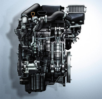 「アルト ワークス」に搭載される0.66リッター直3インタークーラーターボエンジン。ベースとなった「ターボRS」のエンジンより、最大トルクが0.2kgm向上している。