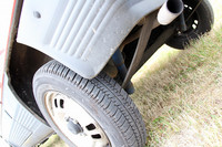 愛好家ならご存じのとおり、初期型のリアサスペンションはリーフスプリングだった。