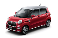 「ヘアライン調／シルバー」の「デザインフィルムトップ」が用いられた「キャスト スタイル」。