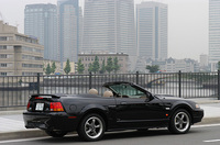 フォード・マスタングコンバーチブル センテニアルエディション（4AT）【試乗記】の画像