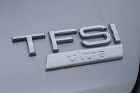 本文中で紹介されている数値は、2リッターガソリン車の中でも燃費性能に特化した「ウルトラ」と呼ばれるモデルのもの。2リッターディーゼル車にも設定されている。