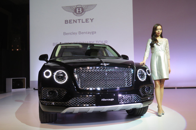 ベントレー、初のSUV「ベンテイガ」を日本に導入 【ニュース】 - webCG
