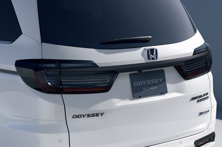 再販されるオデッセイにはぜひ、初代がそうだったように、硬直化した日本のミニバン市場に風穴を開ける存在となってほしい。