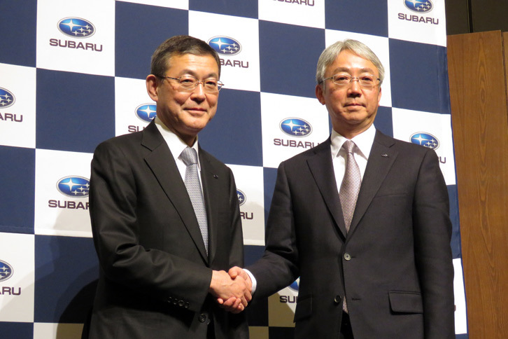 スバル現社長兼CEOの吉永泰之氏（左）と、新社長に内定した中村知美氏。