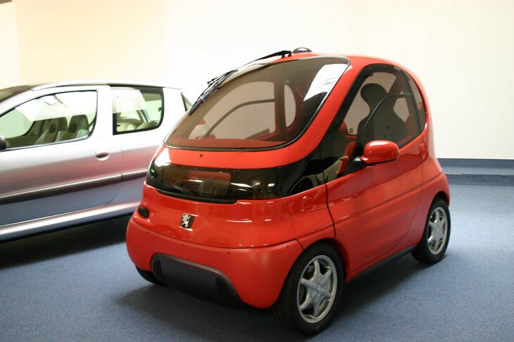 1995年の電気自動車のプロトタイプは、1万6500ユーロで落札された。