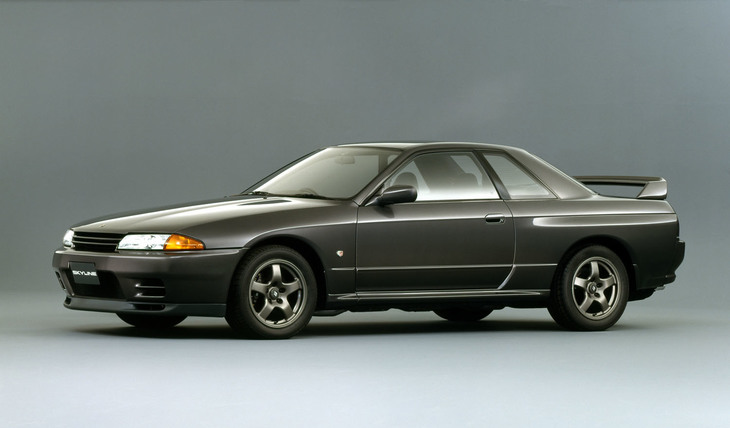 R32型「日産スカイラインGT-R」も平成元年に発売。“ケンメリ”以来、16年ぶりのGT-Rの復活だった。