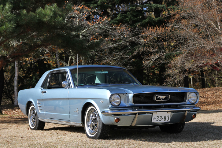 1966年「フォード・マスタング ハードトップ」。美しく仕上げられた、マスタングの基本となるハードトップ。