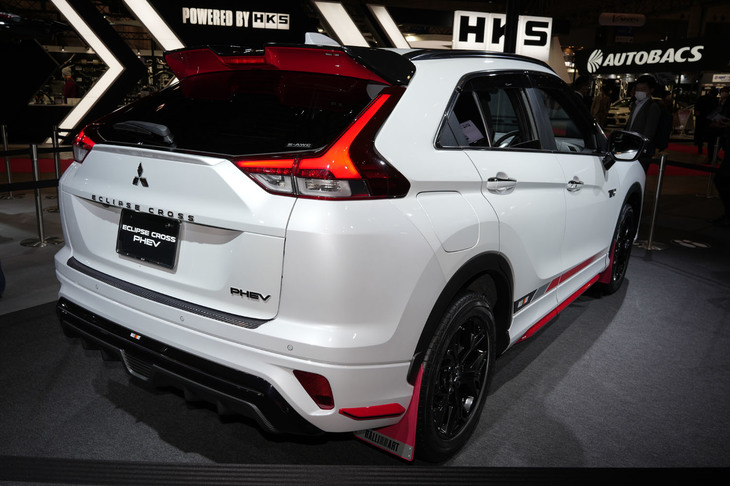 三菱エクリプス クロス ラリーアートスタイル