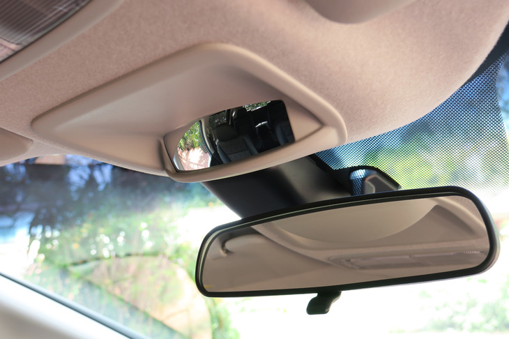 ホンダ・フリード ハイブリッド クロスター（4WD）（インテリア）