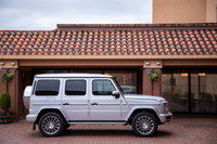 「イリジウムシルバー」のボディーカラーをまとった試乗車。全10色の外装色が標準設定されている。ボディーサイズは、全長×全幅×全高＝4660×1930×1975mm、ホイールベース＝2890mm。