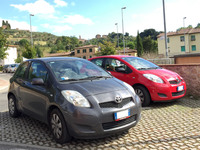 2代目「トヨタ・ヤリス」。このクルマも現役時代、イタリア新車登録で上位の常連だった。2015年撮影。