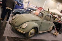 2018年のエッセン・テヒノクラシカで。1951年「フォルクスワーゲン・ビートル」には3万9000ユーロ（約510万円）のプライスタグが。