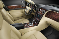 “クーペの精神をもつ”ベントレーのハイパフォーマンスサルーン【ジュネーブショー05】の画像