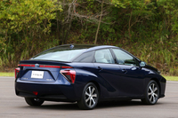 車両のコンセプトや外観デザインは、2013年の東京モーターショーに出展された「トヨタFCVコンセプト」のものを踏襲している。