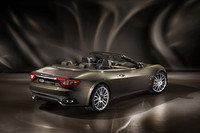 フェンディとマセラティのコラボモデル登場【フランクフルトショー2011】の画像