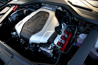 「A8 3.0 TFSIクワトロ」の3リッターV6スーパーチャージャーユニットは、従来と同じ310psと44.9kgmと発生する。