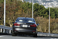 「740i」「750i」とも標準ホイールベースのほかロングホイールベースの「Li」が設定される。またそれぞれに「Mスポーツ」グレードが用意される。