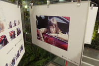 撮影の舞台は日本の3都市。“東京編”のモデルは佐田真由美氏。