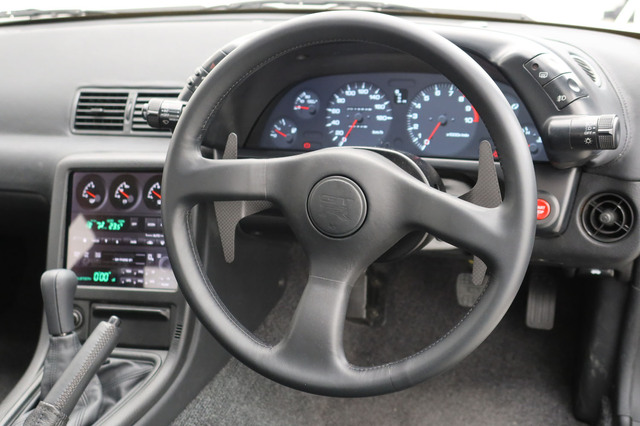 日産R32EV（R32型スカイラインGT-R EVコンバージョンモデル） 内装