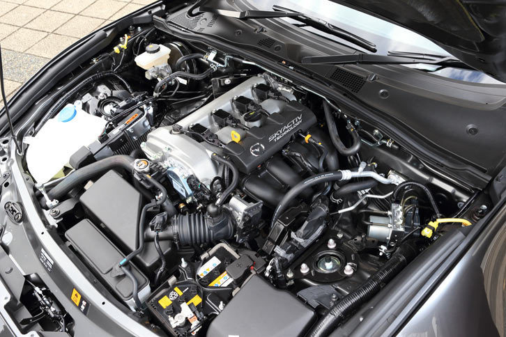 「ロードスターRF」に搭載される2リッター直4エンジン。最高出力158ps、最大トルク20.4kgmを発生する。