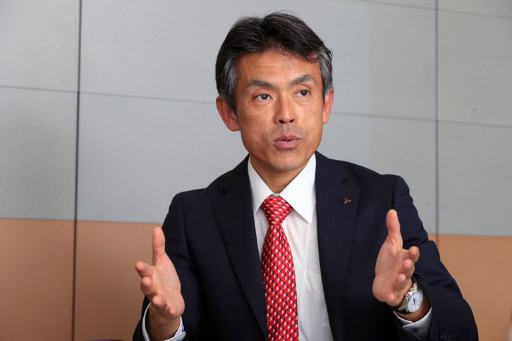 内装の質感向上にはこだわった。「素材レベルから徹底的に作り込みました」と山内氏。