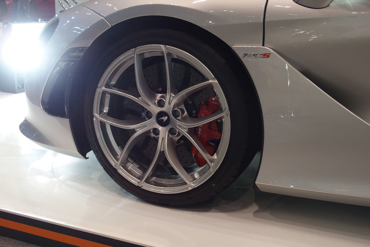 マクラーレン720Sスパイダー