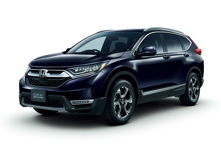 2018年8月に発売された「ホンダCR-V」のタイヤサイズは235/60R18。「フォレスター」より3～4cmタイヤの外径（直径）が大きい。