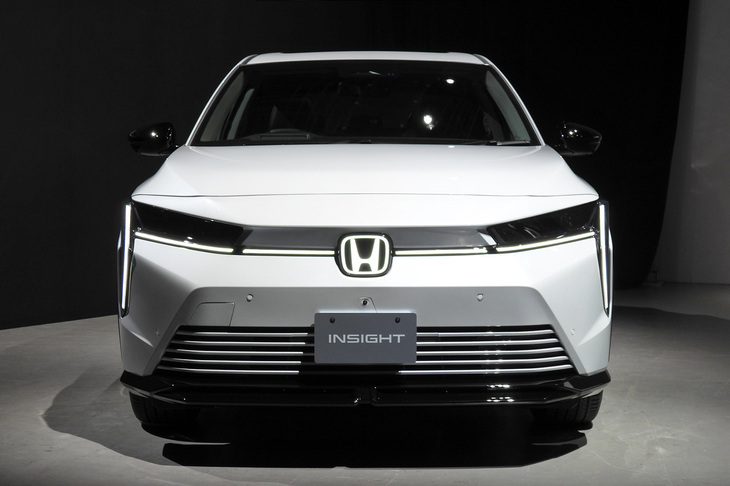 ホンダ・インサイト（フロント）