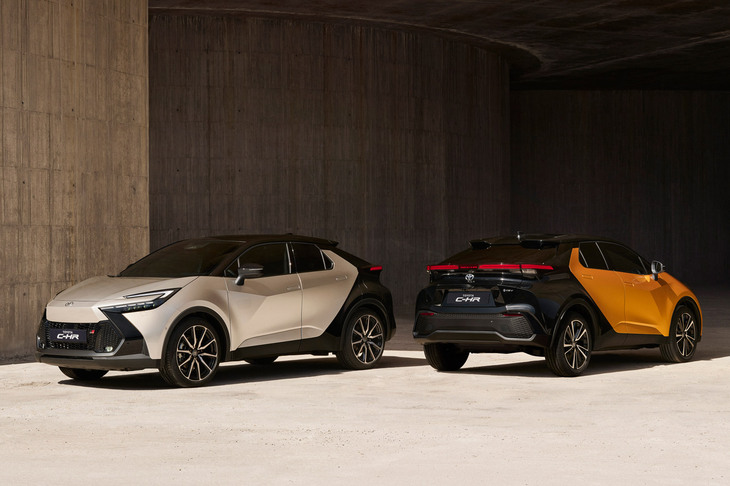 製造段階における環境負荷低減への取り組みも、新型「C-HR」のトピックのひとつ。バンパーの樹脂成形に新しい製法を用い、水性塗料による新しい自動塗装プロセスを採用するなどして、CO2排出量の削減が図られている。