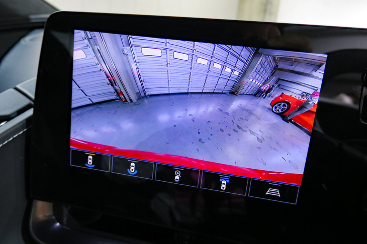 シボレー・コルベット3LT（バックモニター）