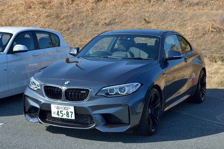 2016-2017日本カー・オブ・ザ・イヤーのエモーショナル部門賞を受賞した「M2クーペ」。