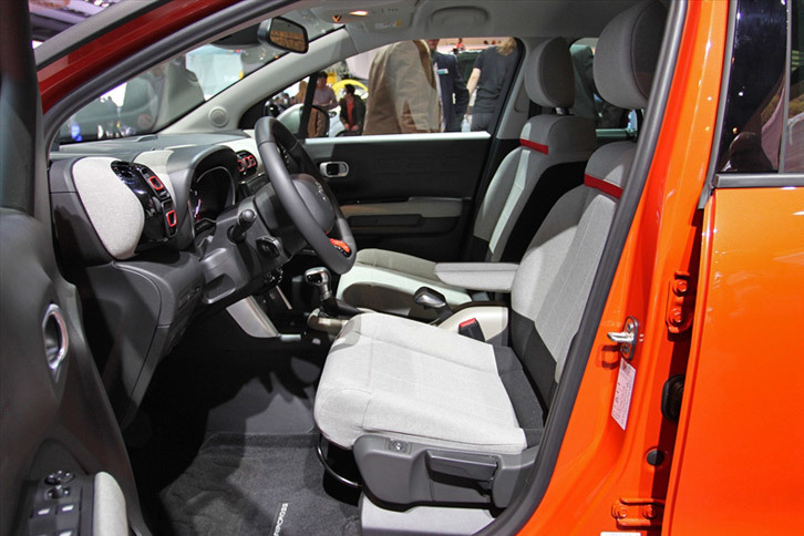 シトロエンC3エアクロス（インテリア）