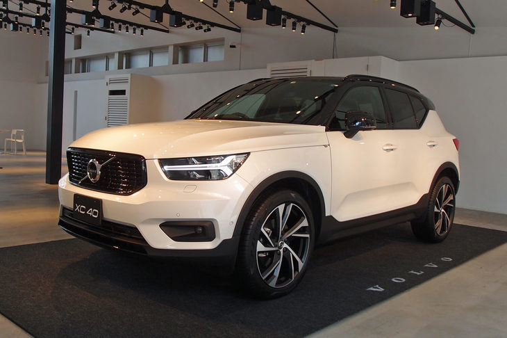 ボルボXC40