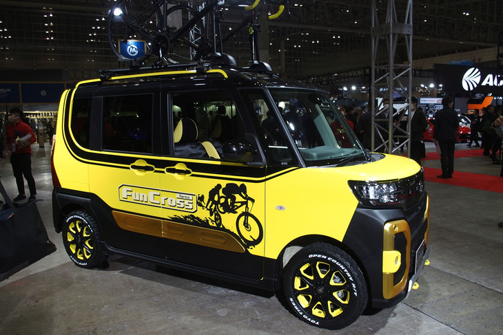 ダイハツ・タント ファンクロス（カスタマイズカー）