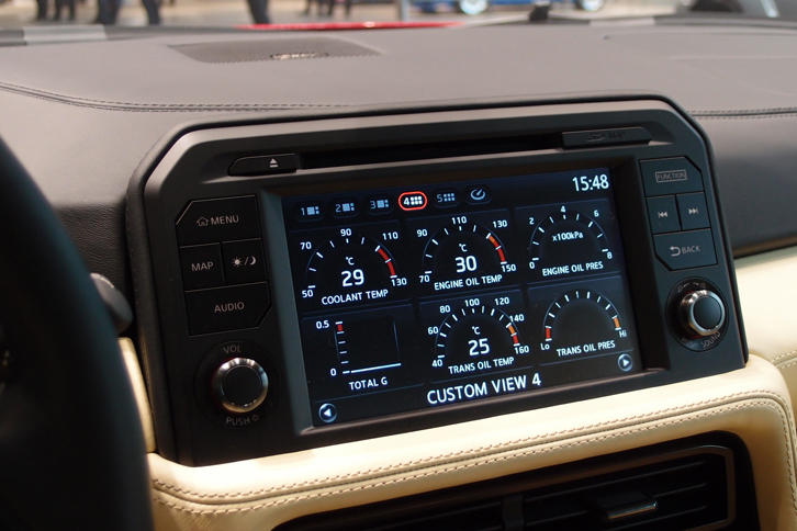 2017年型GT-R（8インチディスプレイ）