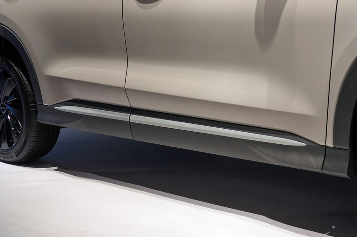 BYDシーライオン6（サイドシル）