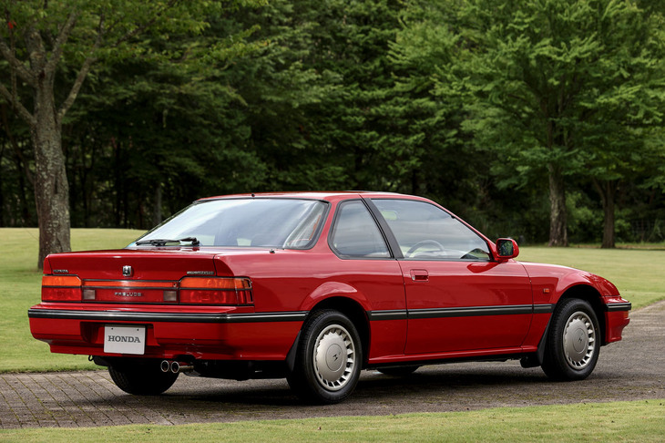 1987年～1991年という日本のバブル景気の真っただ中で販売された3代目「プレリュード」は、2代目を超える17万5000台以上の国内累計販売を記録した。