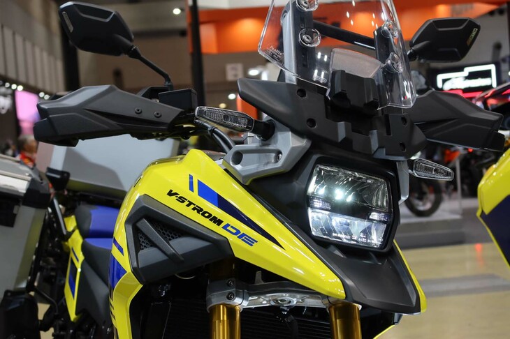 スズキVストローム1050DE