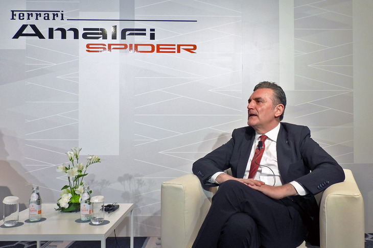 質疑応答より、日本での今後の取り組みについて語るフェラーリ・ジャパンのロマニエッロ社長。