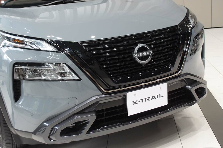 日産エクストレイルX e-4ORCE エクストリーマーX（フロントまわり）