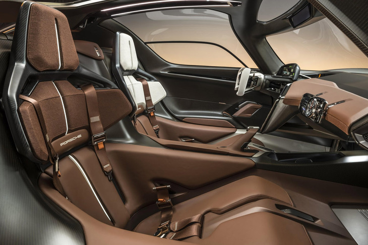 ポルシェ・ミッションX（シート）