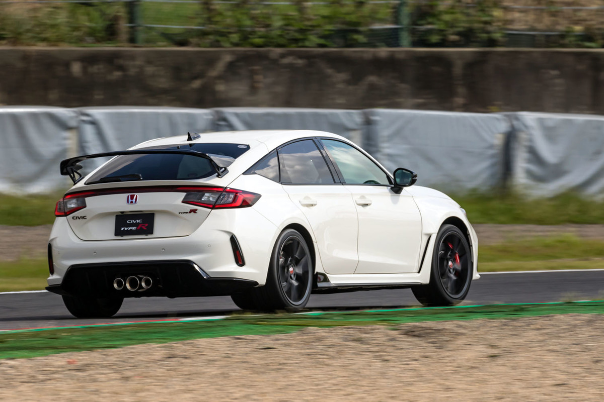 ホンダ シビック タイプr Ff 6mt 試乗記 ハイパフォーマンスのその先へ Webcg