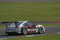 新型「911 GT3 Cup」ではフロントバンパーとリアエンドの変更により、ダウンフォースが強化されている。