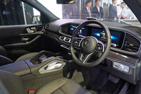 全車が3列7人乗り仕様に 新型「メルセデス・ベンツGLE」発売の画像