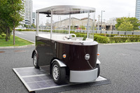 最高速を10km/hに抑えたことで、空力性能などに左右されない自由なデザインが可能になったという。